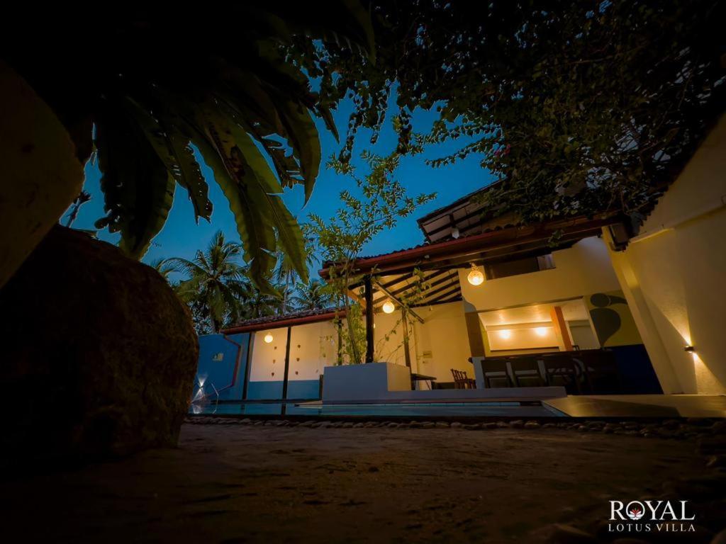Royal Lotus Villa - Full Villa Rate Унаватуна Екстериор снимка